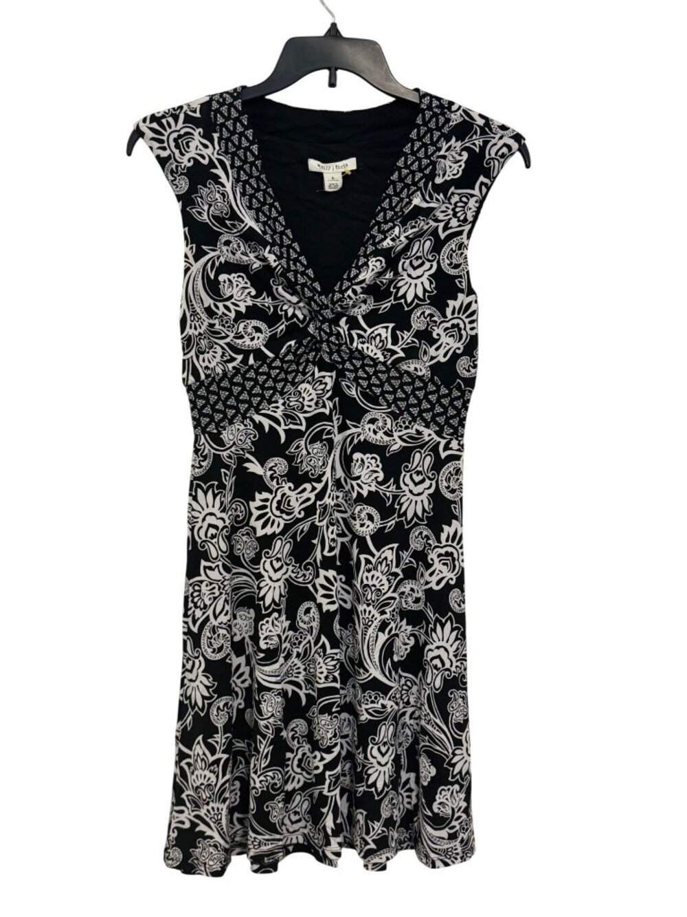 White House Black Market Black & White Floral Sleeveless Dress With Knot Detail - Picture 1 of 7